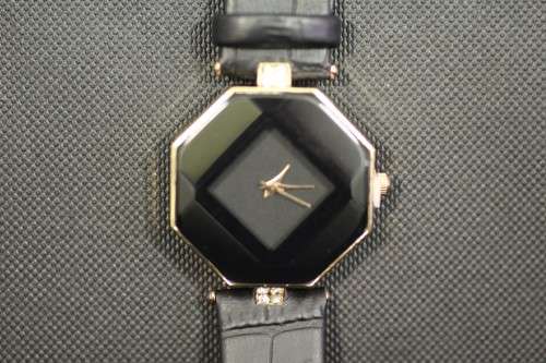 Watch with Octagonal face - Black strap - A stunner! Bid now!!