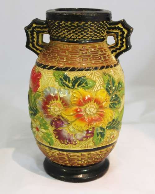 Wooden painted and embossed vase - Very ornate! - Beautiful! - Low price!! - Bid Now!!