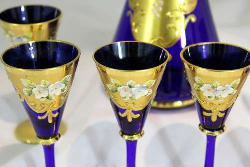 Venetian style Pitcher with glasses - Hand painted and gold embossed!! Stunning! - Bid Now!!