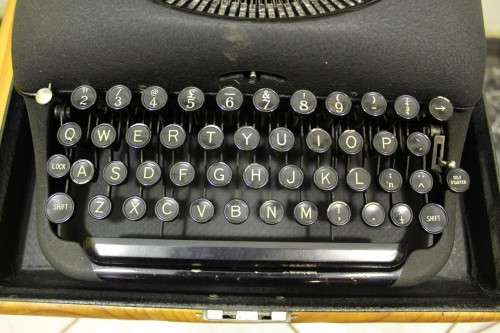 Remington Model 5 - Traveling typewriter - A lovely unit - Bid Now !!