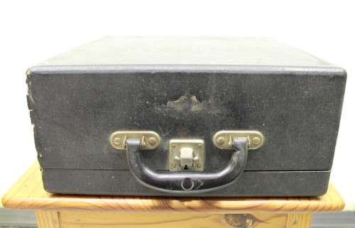 Remington Rand - Traveling typewriter - A lovely unit - Bid Now !!