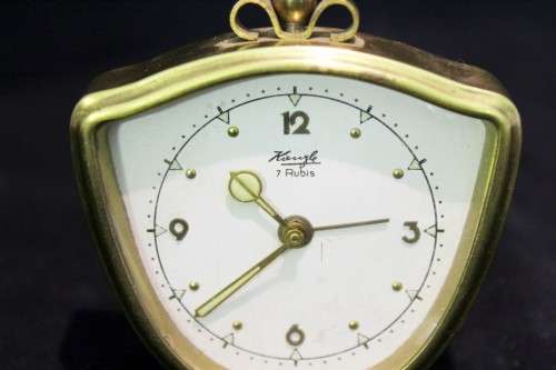 Kiengle - 7 Jewel - Small alarm clock - Beautiful! - Bid now!!