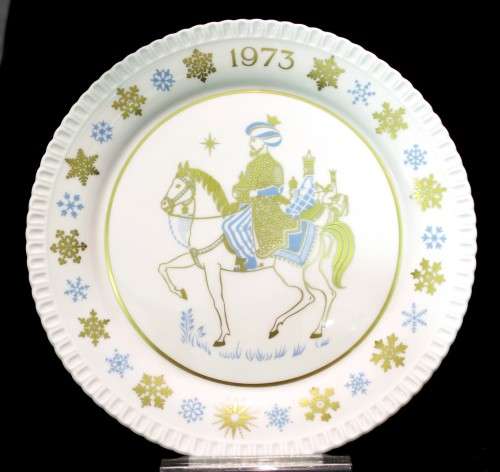 Spode - 4th Spode Christmas plate 1973 - Display Plate - Beautiful! - Bid Now!!!