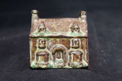 Miniature house - Beautiful! - Bid Now!!!