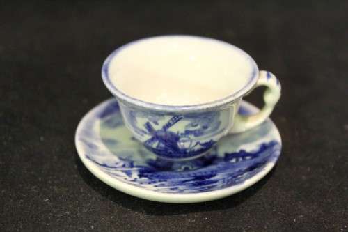 Delft - Zenith Mesia - Miniature Demitasse  - Duo - Beautiful! - Bid Now!!!