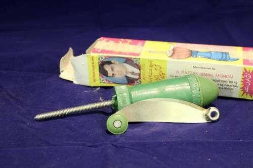 Vintage vegetable cutter - A beauty! - Bid Now!!!