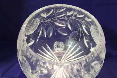 Rose cut - Large bowl - Stunning! - Bid Now!!!