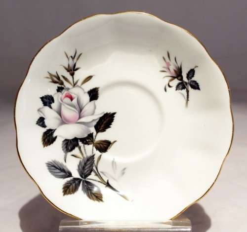 Royal Albert - Queen`s Messenger - Trio