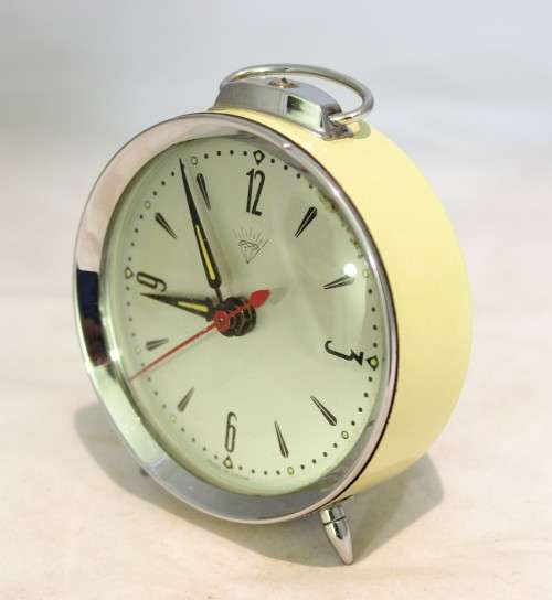 Jewel - Chinese - Small alarm clock - Beautiful! - Bid now!!