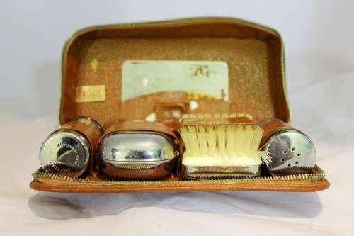 Two Tix (England) - Vintage travelling kit - In beautiful condition. - A beauty! - Bid Now!!!