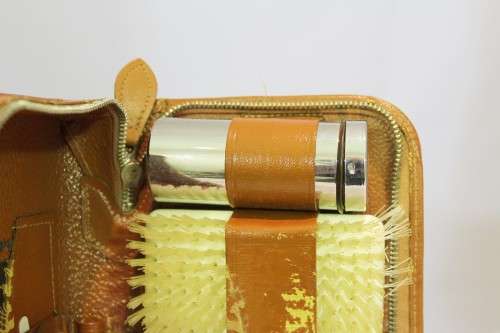 Two Tix (England) - Vintage travelling kit - In beautiful condition. - A beauty! - Bid Now!!!