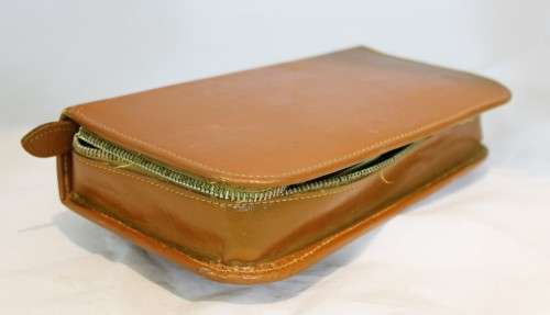 Two Tix (England) - Vintage travelling kit - In beautiful condition. - A beauty! - Bid Now!!!