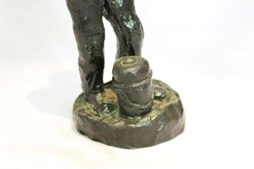 Ebonised miner sculpture - A beauty! - Bid Now!!!