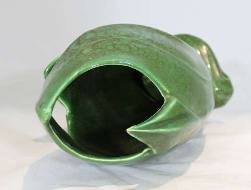 Lucia Ware - Display vase - Green - A magnificent center piece! - Bid Now!!!