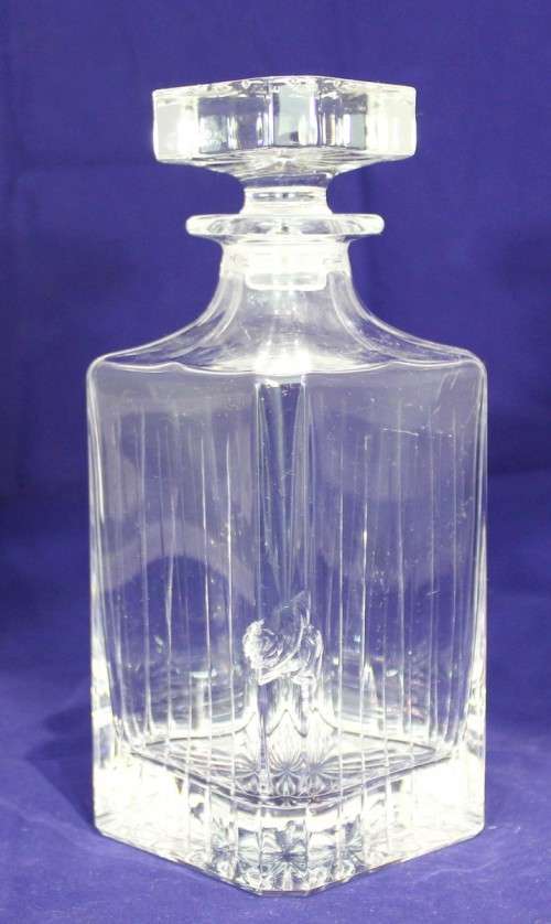 Lead crystal cut decanter - Bid Now!!!