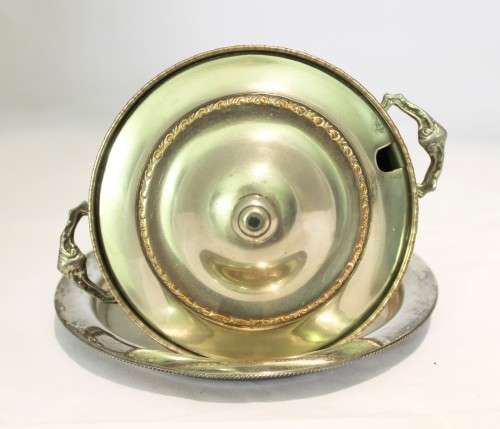 Seranco - silver plated sugar bowl with lid and under-plate