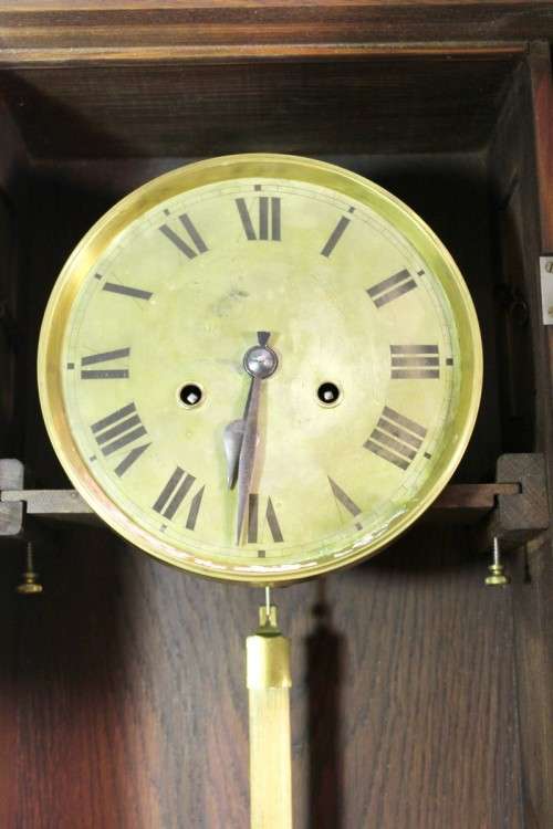 Wall clock - An old beauty! - Bid Now!!!