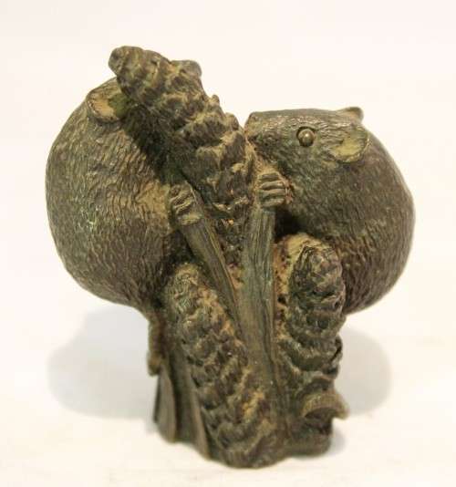 Metal cast miniature mice eating - Beautiful!! - Bid Now!!!