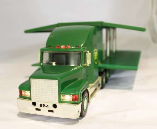 BP Chopper Tuck + BP Transforming truck - A beautiful set!! - Bid Now!!!