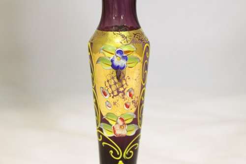 Venetian style vase - Slimline purple vase - A beauty!! - Low price!! - Bid Now!!!