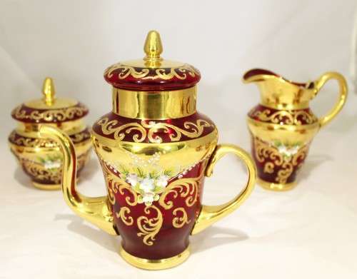 Venetian style coffee set!! - Beautiful in red - A rare magnificent set! - Low price!! - Bid Now!!!