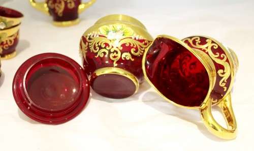 Venetian style coffee set!! - Beautiful in red - A rare magnificent set! - Low price!! - Bid Now!!!