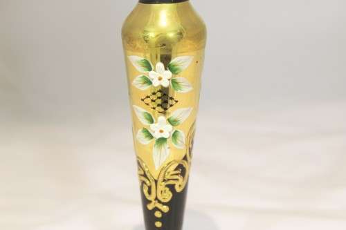 Venetian style vase - Amber slimline vase - A beauty!! - Low price!! - Bid Now!!!