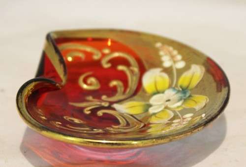 Venetian style dish - Red pin dish - A beauty!! - Low price!! - Bid Now!!!