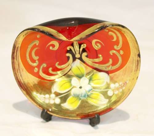 Venetian style dish - Red pin dish - A beauty!! - Low price!! - Bid Now!!!