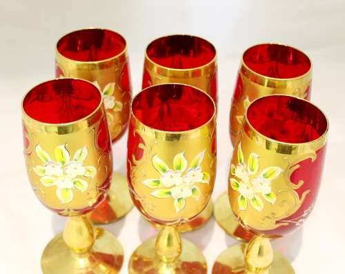 Venetian style - Red wine glasses - A beautiful 6 piece set! - Low price!! - Bid Now!