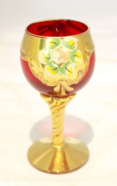 Venetian style goblet - A small red beauty!! - Low price!! - Bid Now!!!