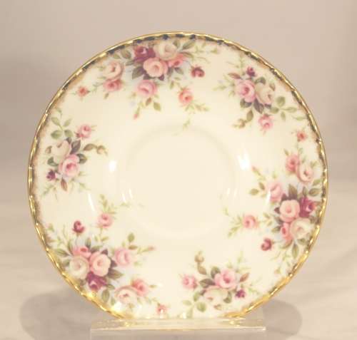 Royal Albert - Cottage garden - Saucer - Beautiful! - Bid Now!!!