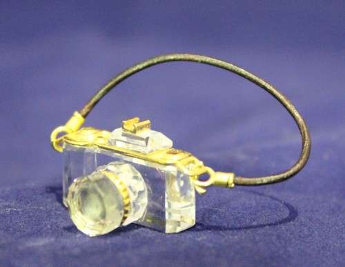 Swarovski Crystal Memories - Camera - A magnificent little treasure!! Bid now!!