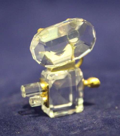 Swarovski Crystal Memories - Vintage movie camera - A magnificent little treasure!! Bid now!!