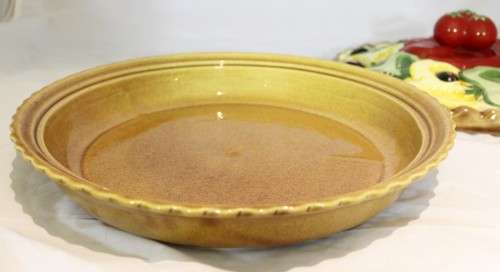 Silea - Pie dish plus cover - Beautiful! - Bid Now!!!