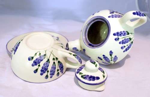 Sue Howard - Duo and tea pot - A beauty! - Bid Now!!!