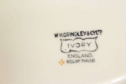 WH Grindley - Ivory - Large platter - A beauty! - Bid Now!!!