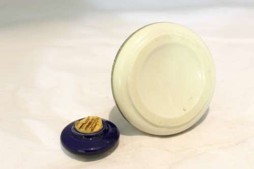 Pussers Rum - Small bottle - A lovely piece still filled - Bid Now!!!