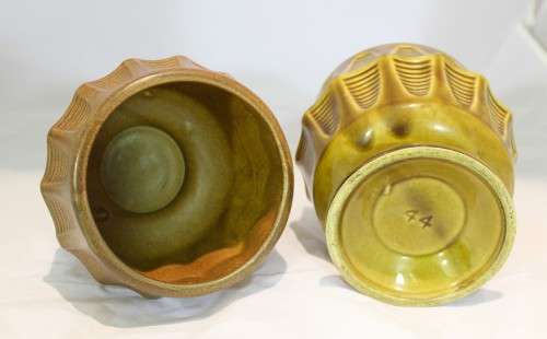 Calabash pair of vases! - Beautiful - Bid Now!!!