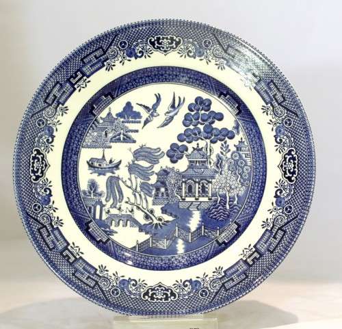 Churchill - Blue Willow - Dinner plate - Blue and white - Stunning! - Bid Now!!!