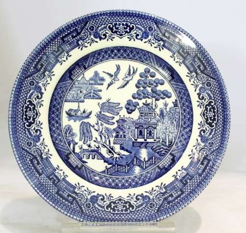 Churchill - Blue Willow - Side plate - Blue and white - Stunning! - Bid Now!!!