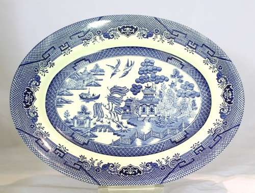 Churchill - Blue Willow - Platter - Blue and white - Stunning! - Bid Now!!!