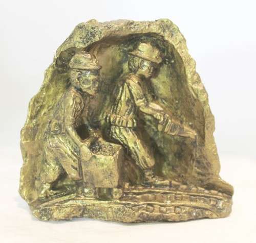 Miners drilling at the rock face - A beautiful and detailed piece! - Bid now!!