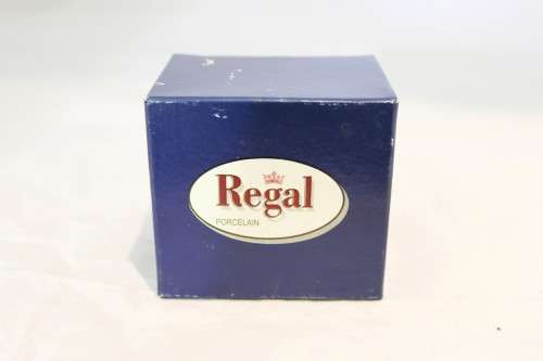 Regal - Pill box - In original box - Magnificent!! - Low price!! - Bid Now!!!
