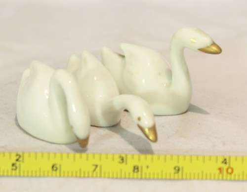 Trio of swans - Beautiful! - Low price!! - Bid Now!!