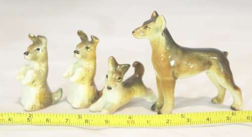 Four dogs - Beautiful! - Giveaway price!! - Bid Now!!