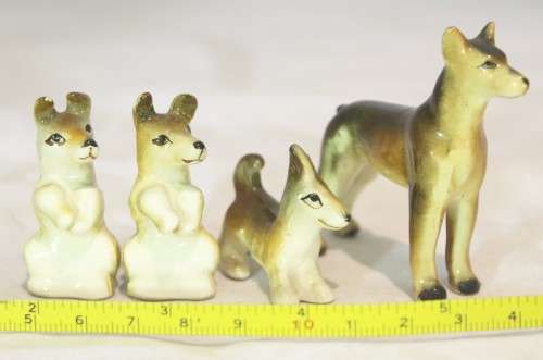 Four dogs - Beautiful! - Giveaway price!! - Bid Now!!