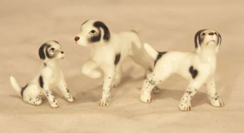 Trio of Pointer dogs - Beautiful! - Giveaway price!! - Bid Now!!