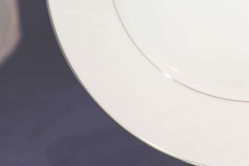 Noritake - Ranier - Lace with platinum trim - Dinner plate - Stunning! - Bid Now!!!