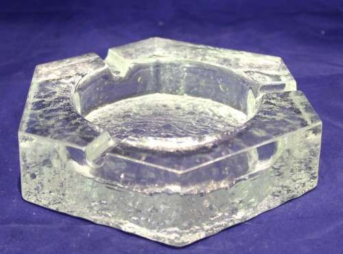 Large and very heavy ashtray - A stunning piece! - Bid Now!!!